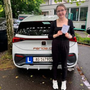 Feride Fahrschule - Fahrprüfung bestanden - Mega cool!